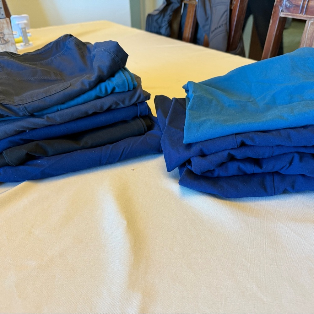 Barco Uniforms Teal Scrub Top